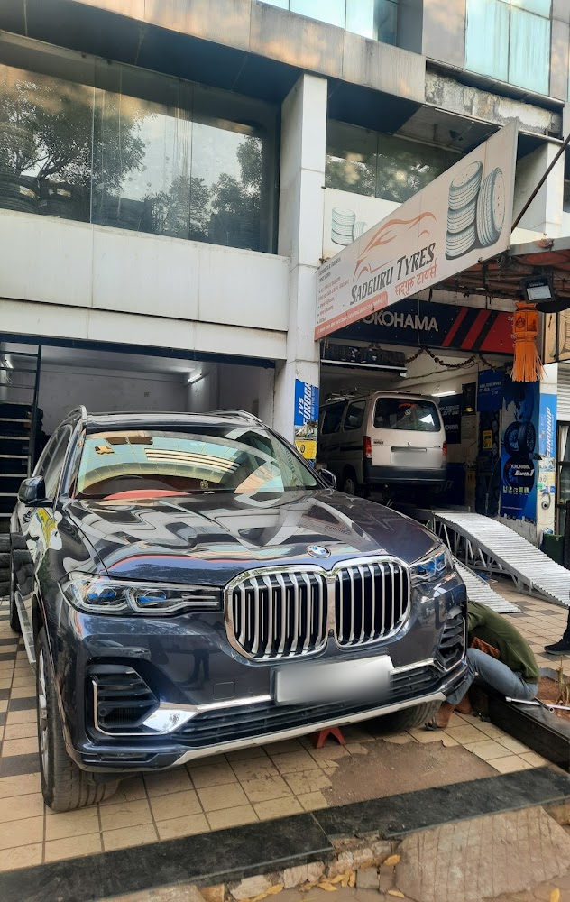 BMW SUV at the Sadguru Tyres service bay